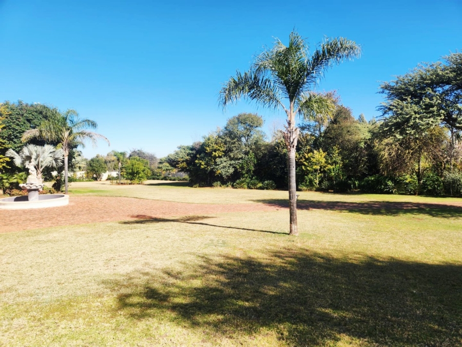 4 Bedroom Property for Sale in Wilkoppies North West